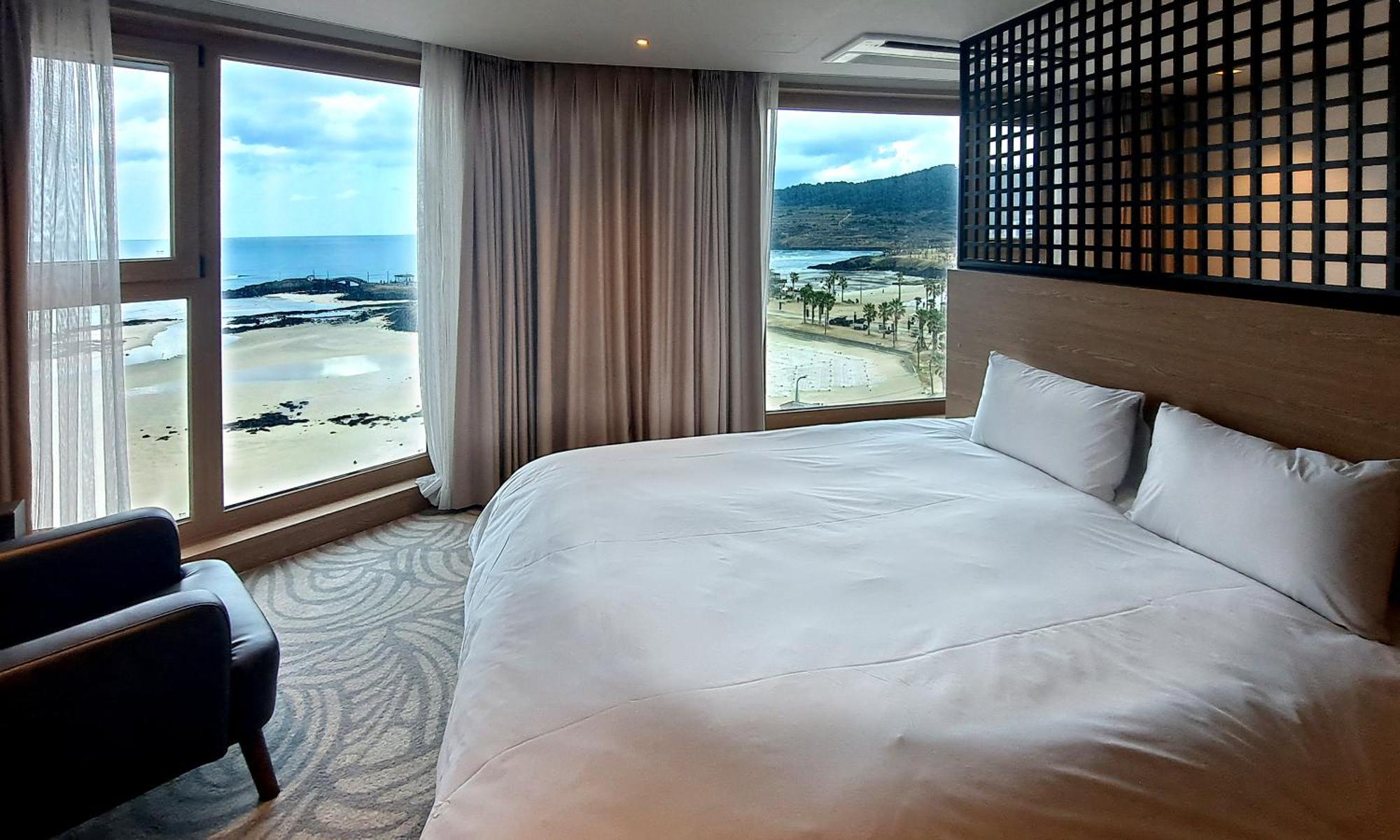 Saint Beach Hotel Jeju Exterior foto